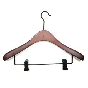 Cloth hanger